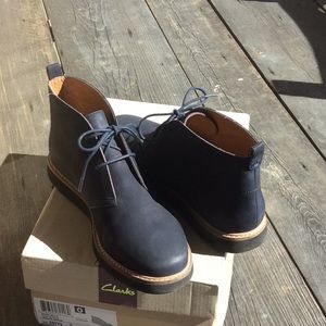 Clark’s Glick Willa Navy Nubuck Boot